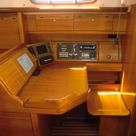 Botel Velero Tamajito S C Tenerife *